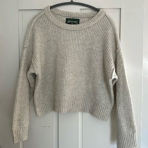 American Eagle crewneck sweater